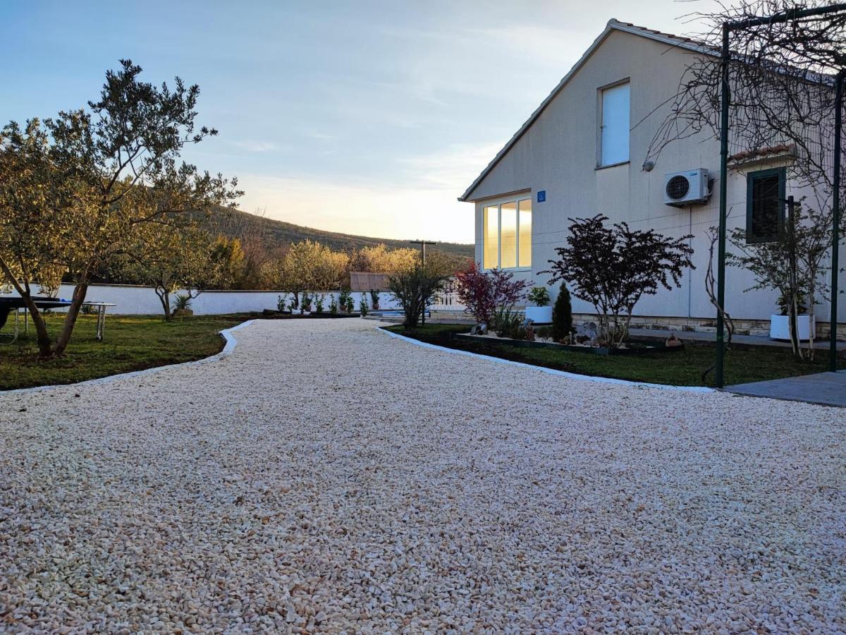 Mediterranean Olive Waterfallskrka-Croatia Villa Gulin Exteriör bild